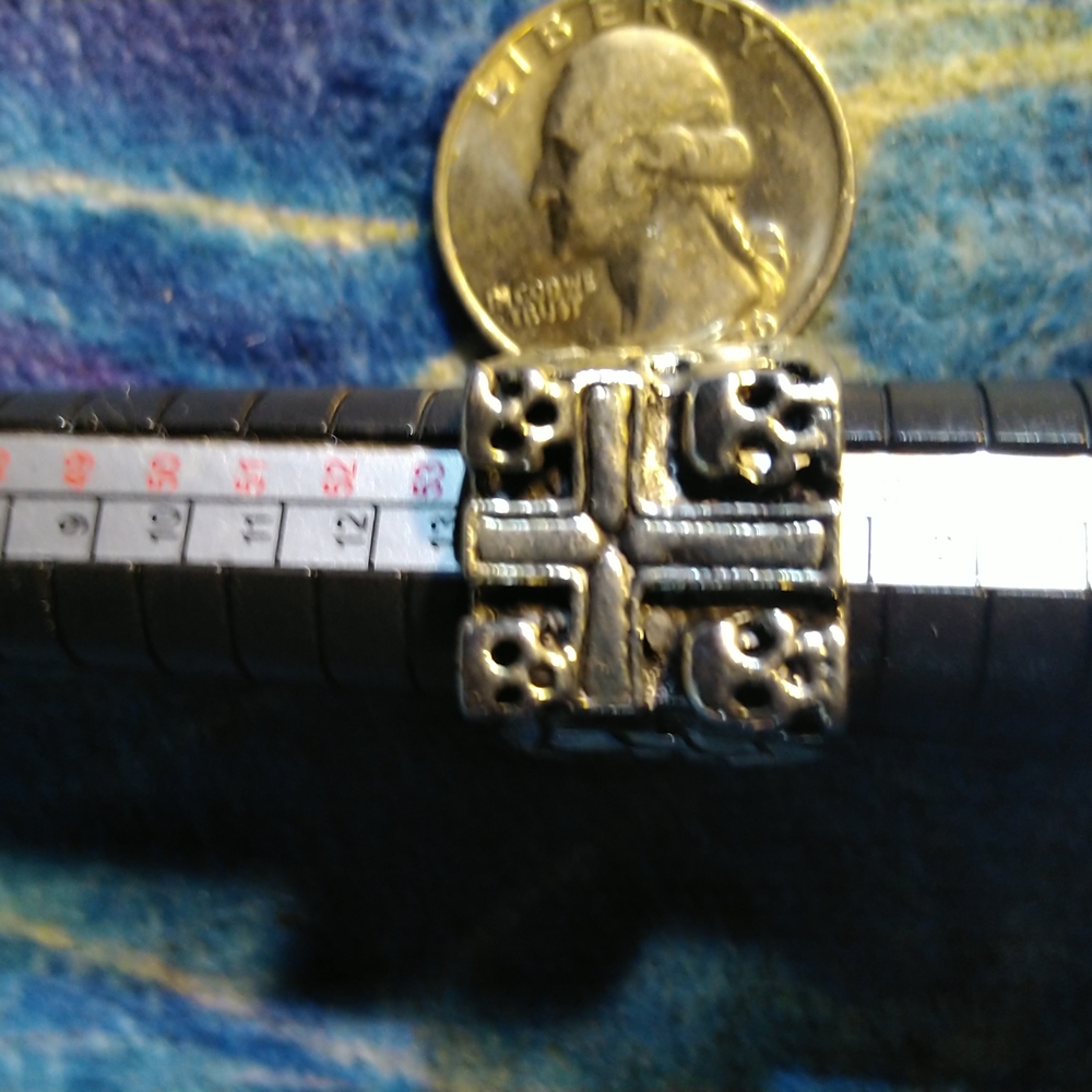 Iron cross ring     (G)